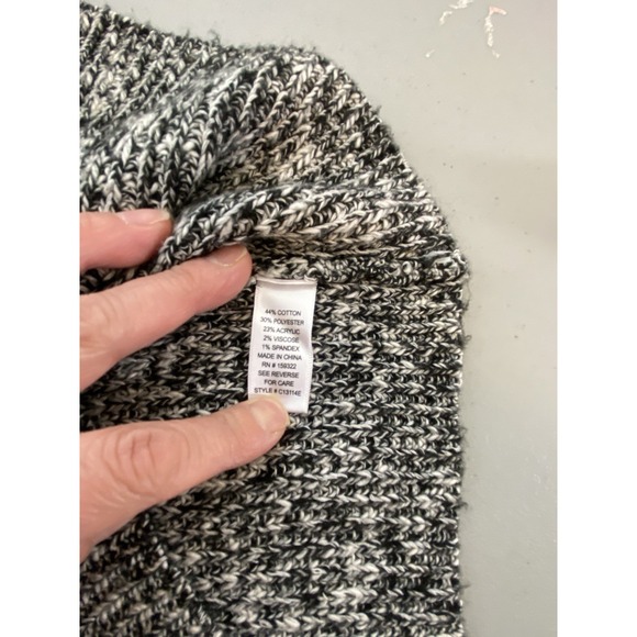 Evereve Women M BlackWhite Marled Chunky Knit Button Front Cardigan Sweater Cozy - Picture 12 of 13